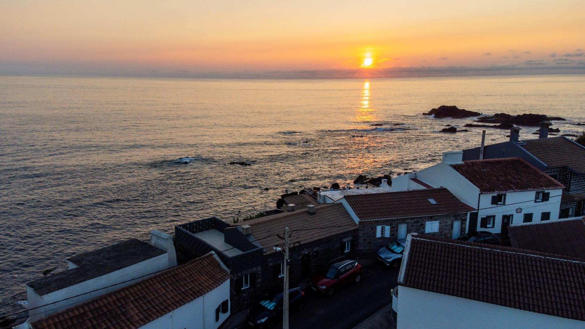 Mosteiros Sunset And Islets Apartment Bagian luar foto